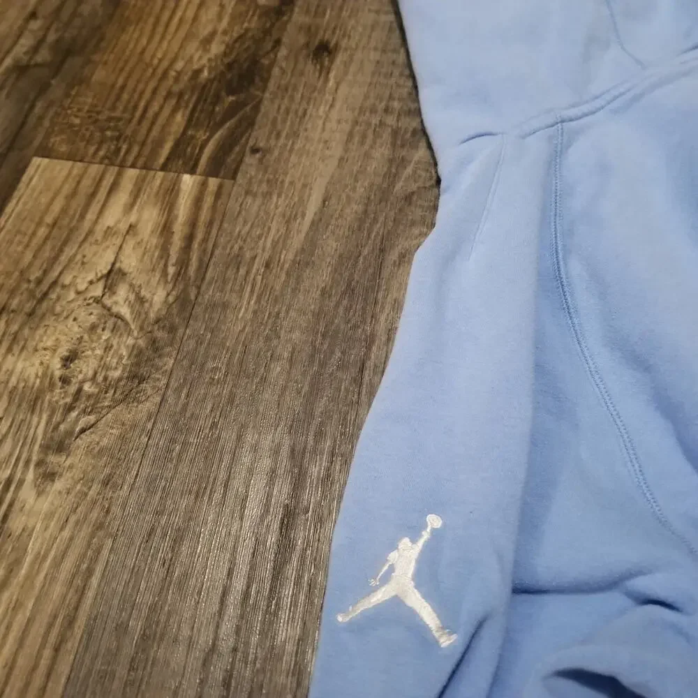 Vintage Men’s Air Jordan‎ North Carolina Tarheels Basketball Hoodie 90s Size M